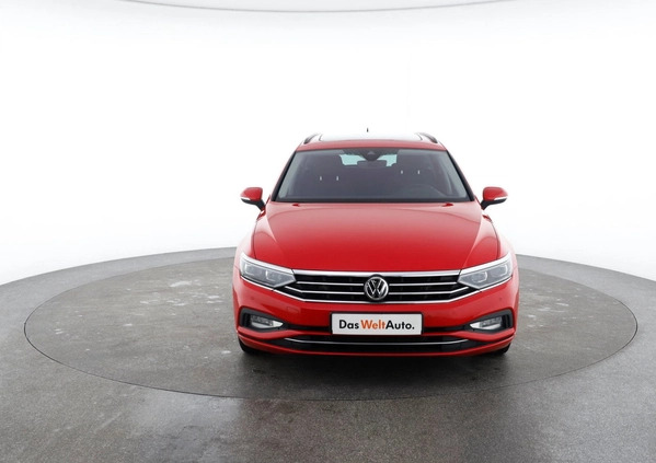 Volkswagen Passat cena 85900 przebieg: 146103, rok produkcji 2020 z Poznań małe 742